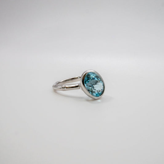 Sky topaz Bamboo ring